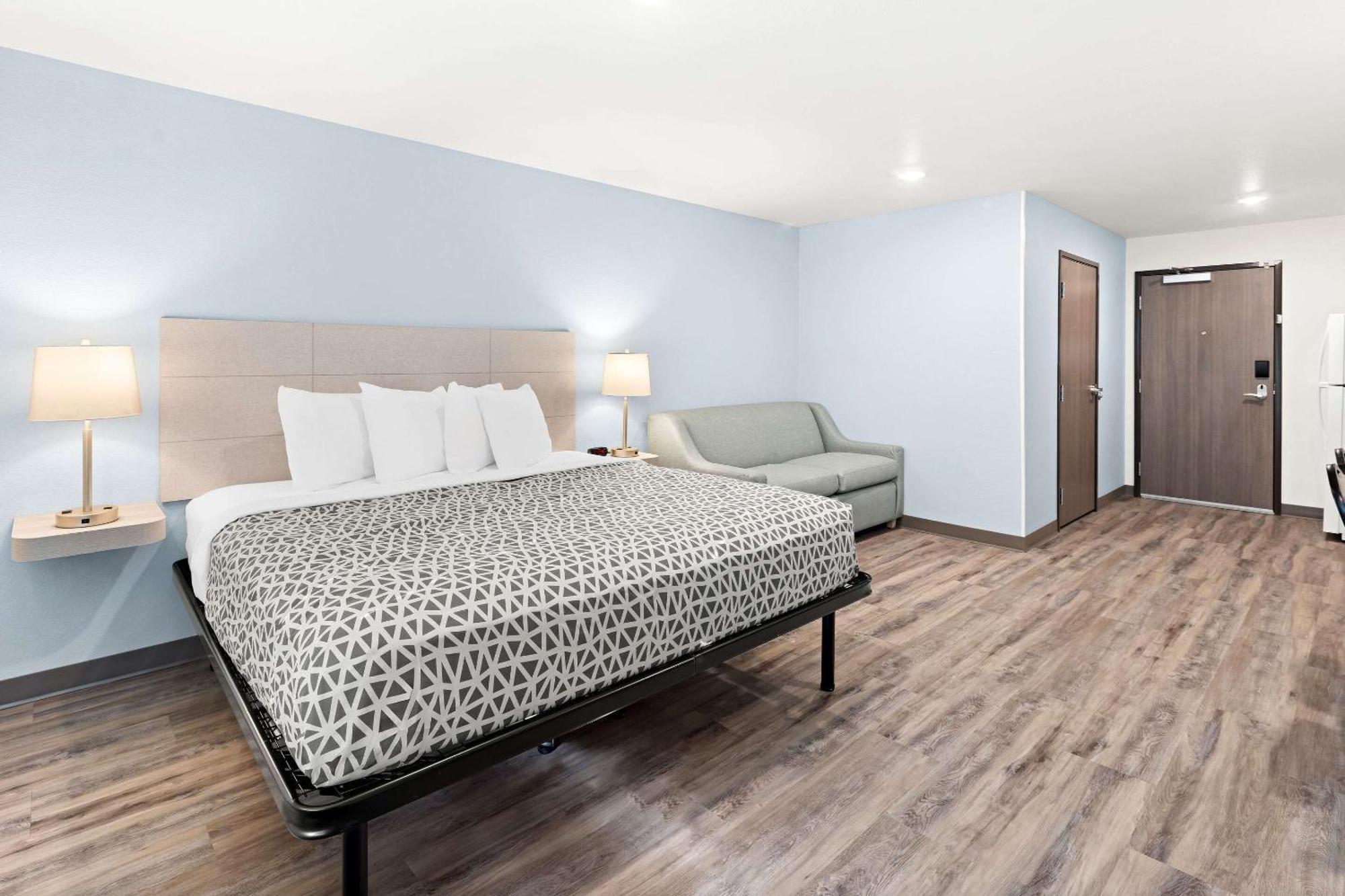 Woodspring Suites Billings Exterior photo